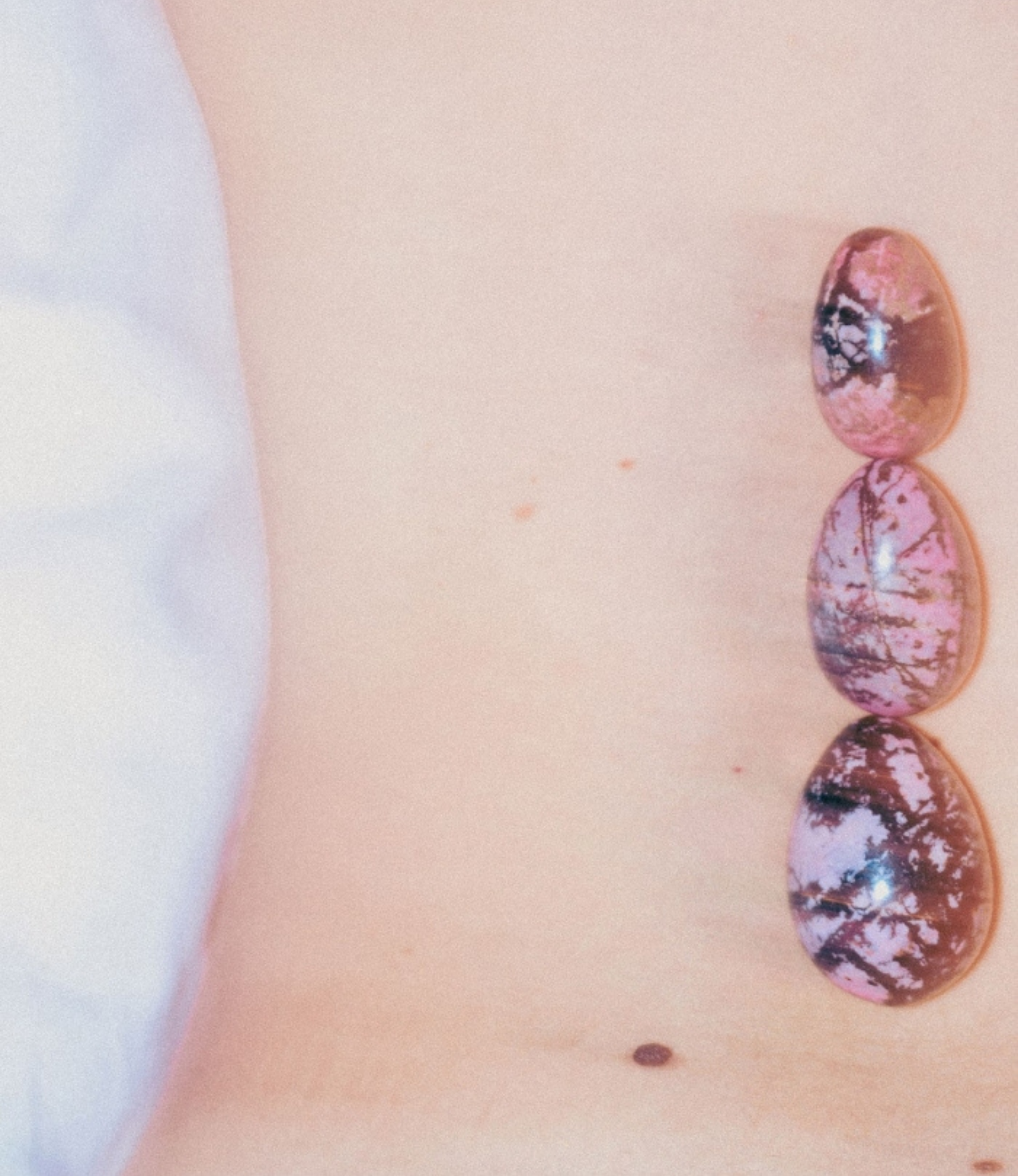 Yoni Egg Rhodonite Large