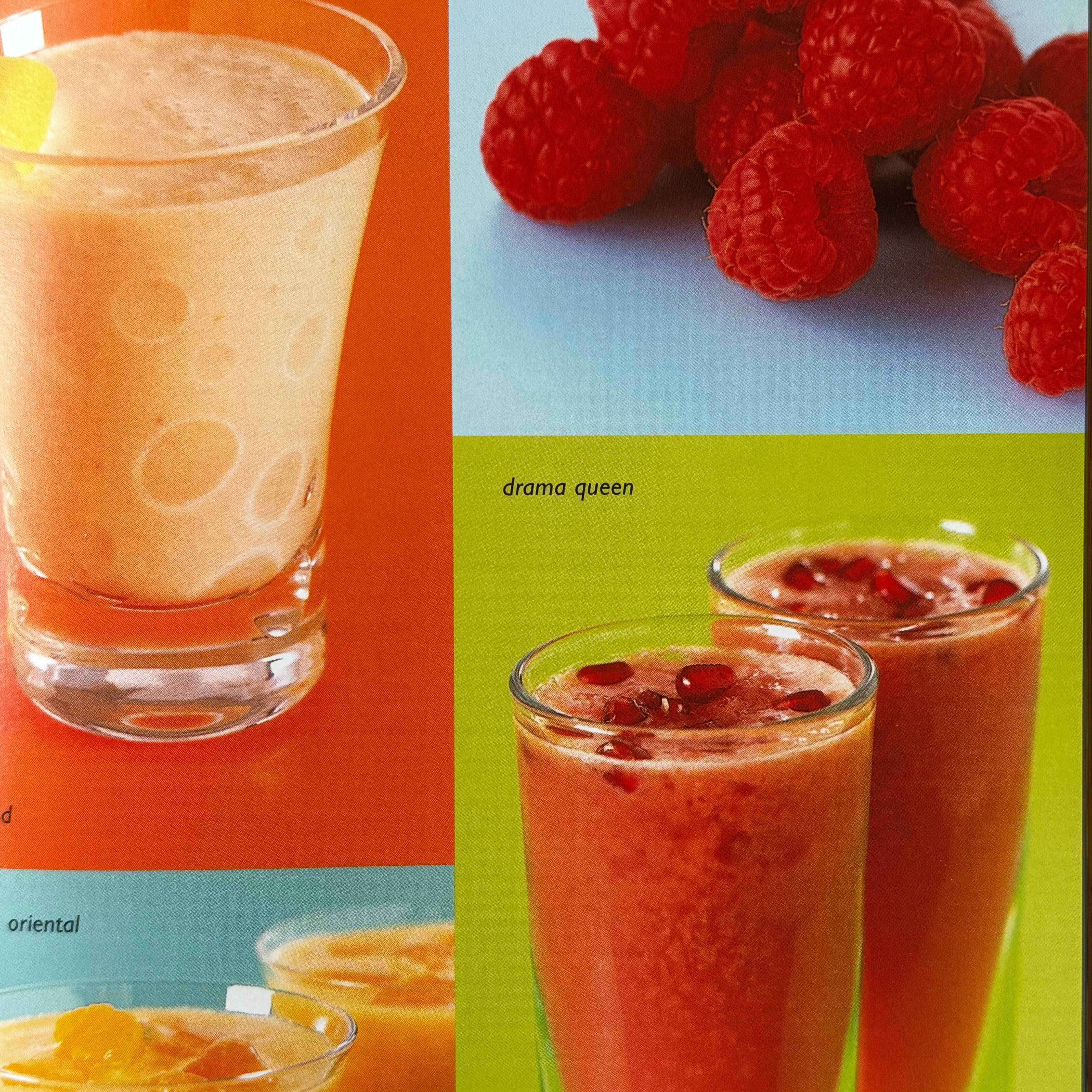Juices & Smoothies: Over 200 Delicious Drinks For Health And Vitality