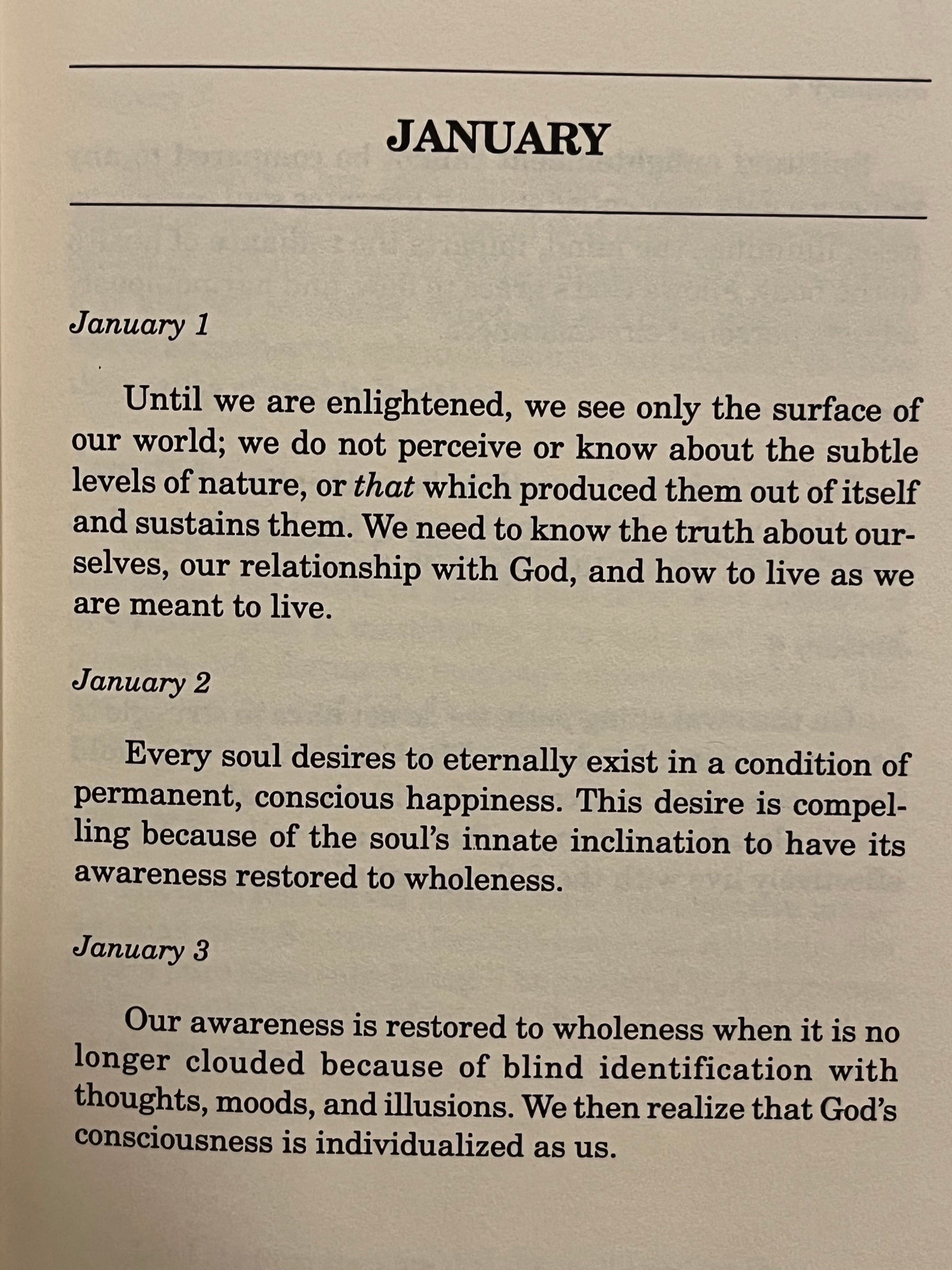 Living in God: 366 Themes for Daily Meditative Contemplation and Spiritual Enrichment Through the Year