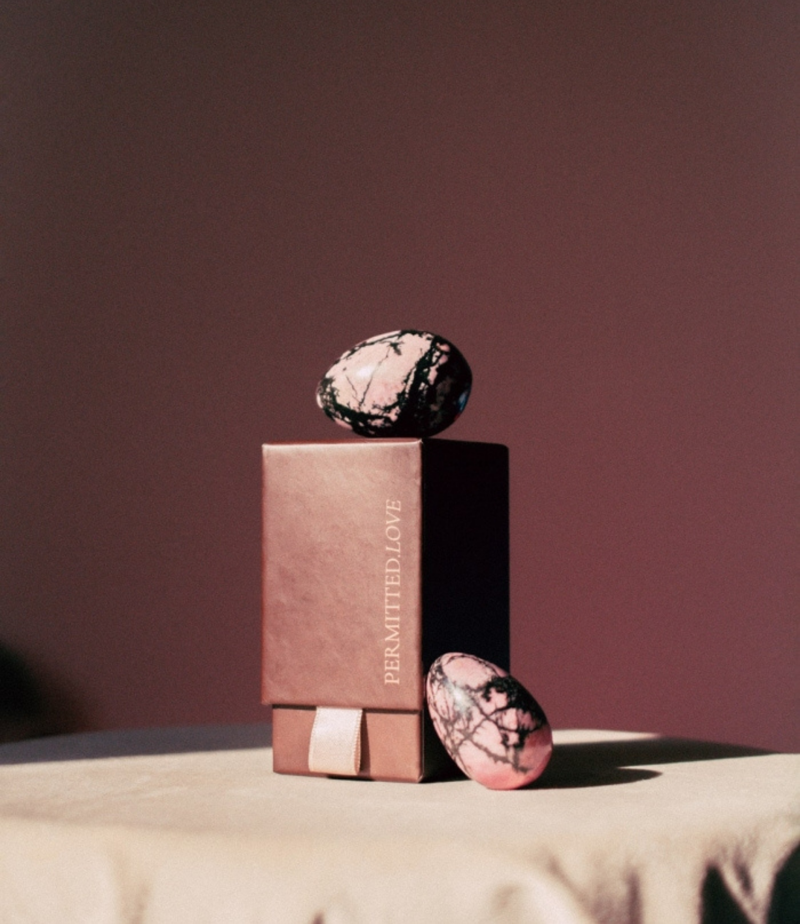 Yoni Egg Rhodonite Large