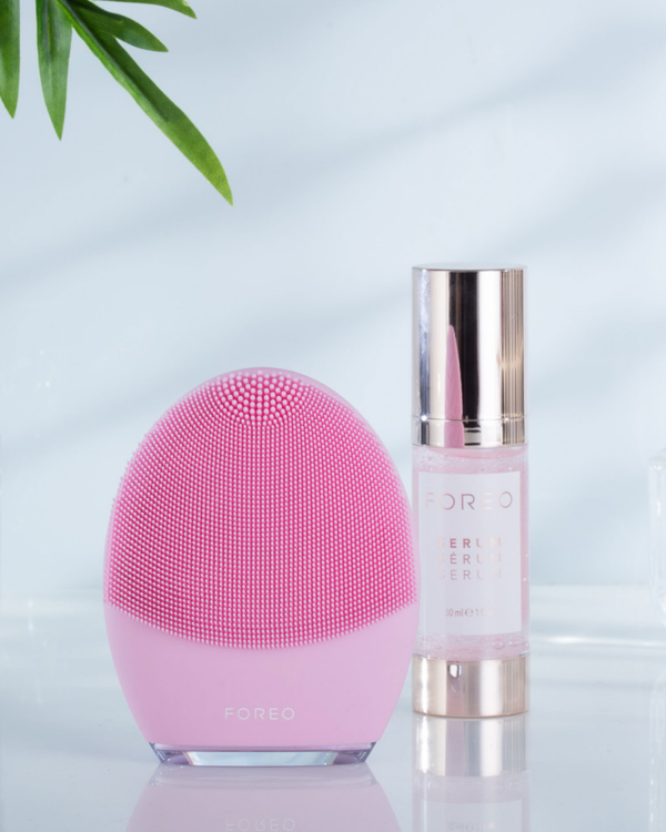 FOREO LUNA 3 Normal Ciltler için Yüz Temizleme ve Yaşlanma Karşıtı Masaj Cihazı