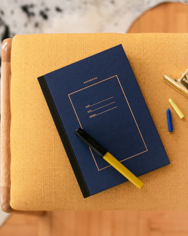STUDIO MOTTOS Noktalı Sert Kapaklı Defter - Lacivert
