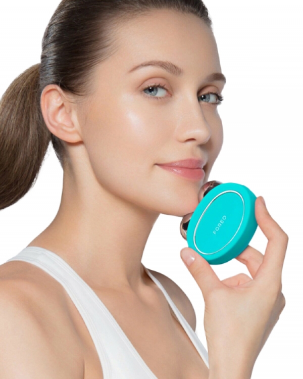 FOREO BEAR Akıllı Microcurrent Yüz Sıkılaştırma Cihazı