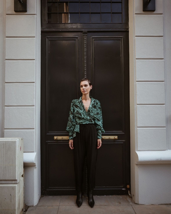 CHARM BY ARIN Black Pleated Pants